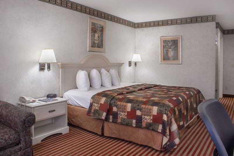 Americas Best Value Inn&Suites Bastrop Extérieur photo