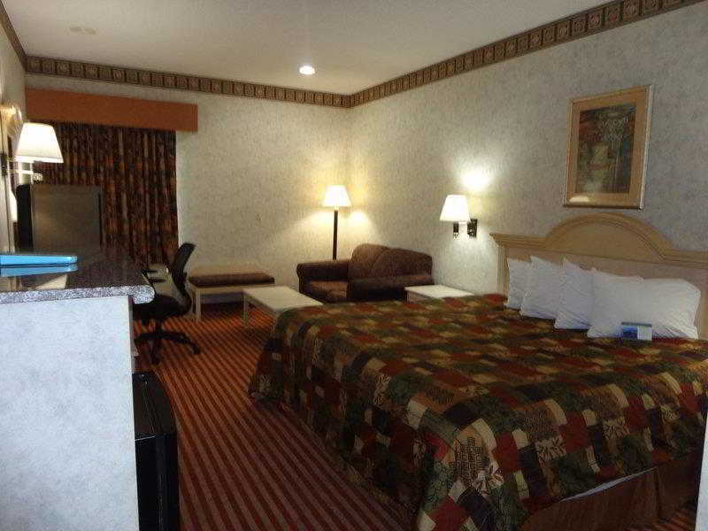 Americas Best Value Inn&Suites Bastrop Extérieur photo