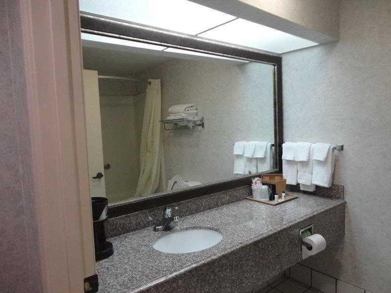 Americas Best Value Inn&Suites Bastrop Extérieur photo