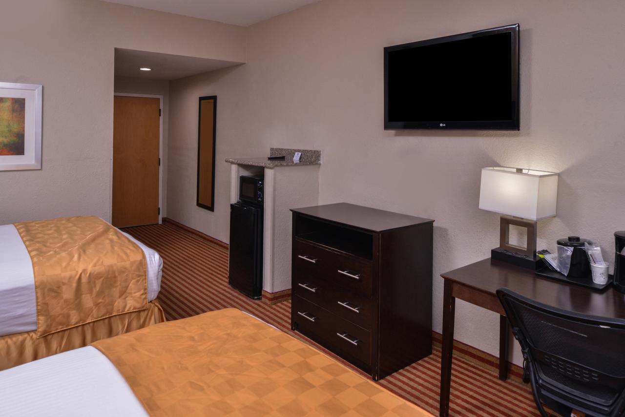 Americas Best Value Inn&Suites Bastrop Extérieur photo