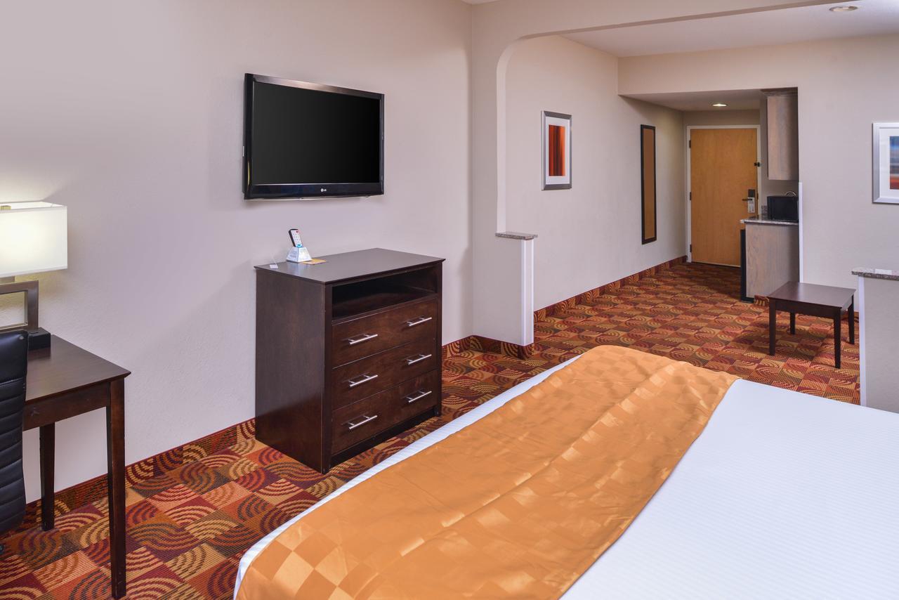 Americas Best Value Inn&Suites Bastrop Extérieur photo