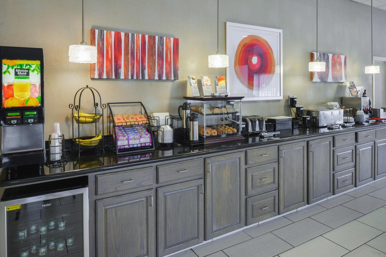 Americas Best Value Inn&Suites Bastrop Extérieur photo