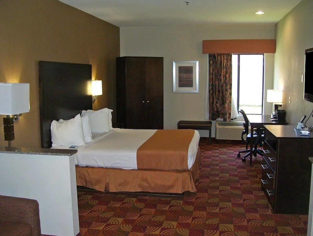 Americas Best Value Inn&Suites Bastrop Extérieur photo